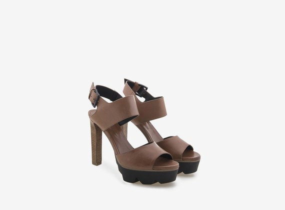 Nude-colour two-band sandal with grip-fast sole - Leather Brown