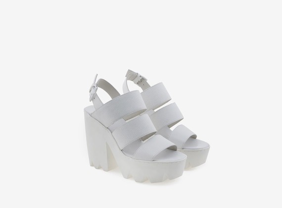 Sandale mit drei Riemen aus gummiertem Leder - White