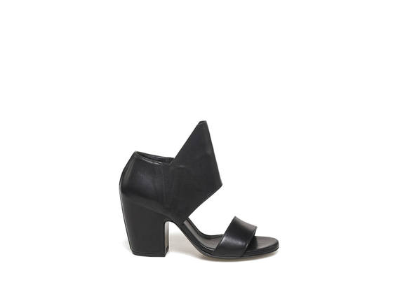Sandales avec grande patte et talon inséré - Black
