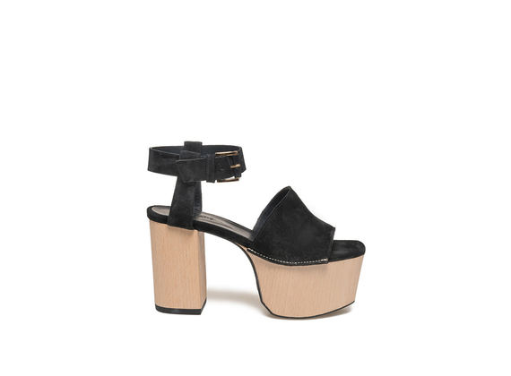 Sandalo nero con plateau legno - Nero