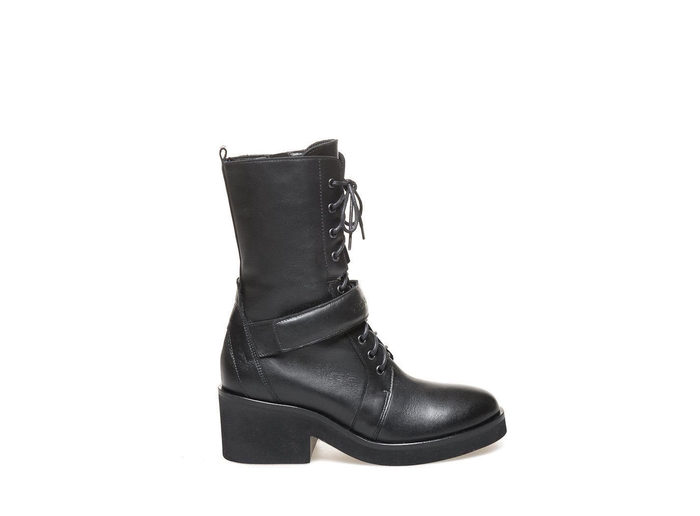 combat boots with flaps