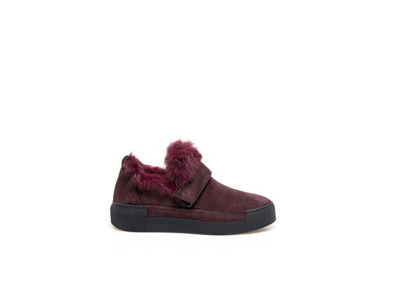 Burgundy slip-on shoes with velcro and rabbit fur appliqué - Burgundy
