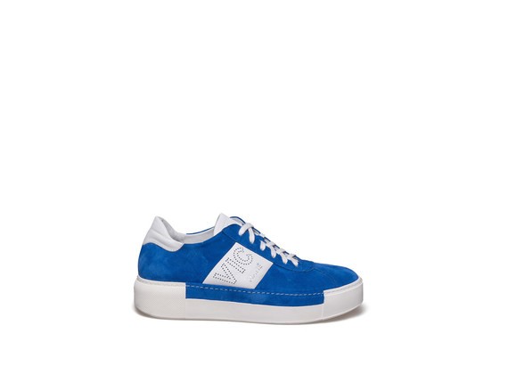 Lace up shoe in cronflower blue suede