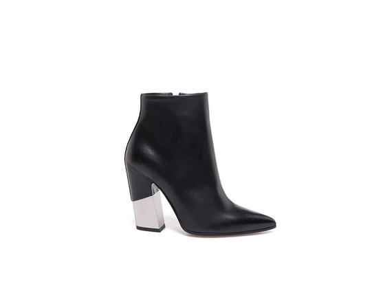 Pointed toe black ankle boots with partially-covered metal shell-shaped heel - Black