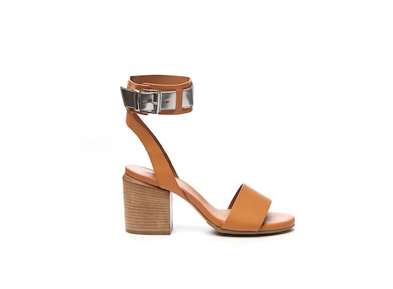 Sandal with contrast ankle strap - Leather Brown