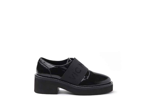 Black naplak Derby shoes with elastics and rubber sole