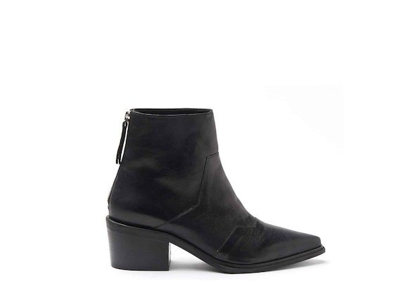 Heeled cowboy ankle boots with metallic black coating