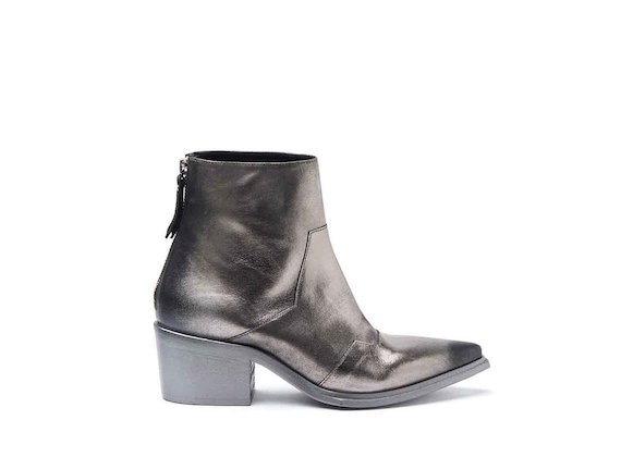 Heeled cowboy ankle boots with gunmetal-coloured coating and metallic sole - Silver / Black