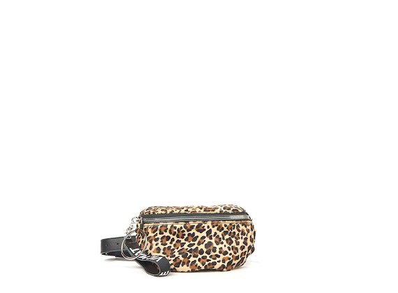 Ginger<br>Beige leopard print bum bag with maxi ring