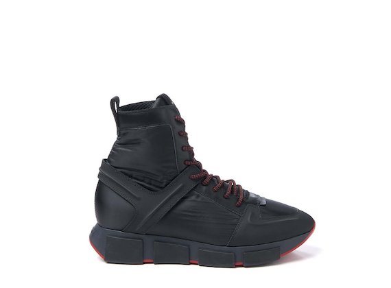 Nylon high-top trainer with contrasting sole - Black / Red
