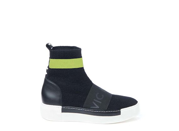 Sock-Sneaker mit Gummiband und Neonstreifen - Black