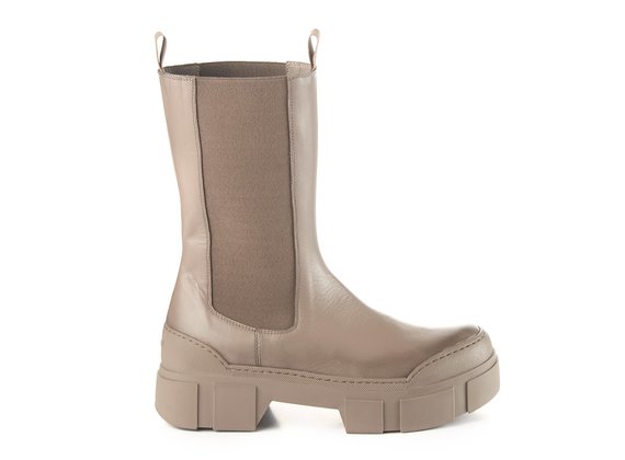 Dove-grey calfskin Beatle boots with lugged sole - Grey