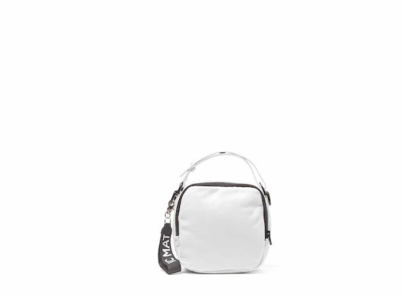 Clarissa<br />Weiße Mini-Tasche mit 3D-Tragriemen - White