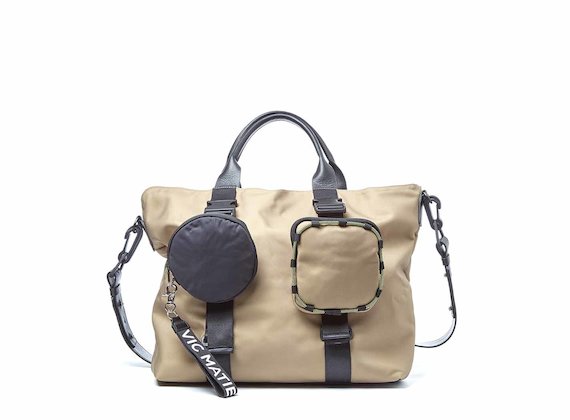 Beth<br />Beige shopping bag with removable pockets - Brown