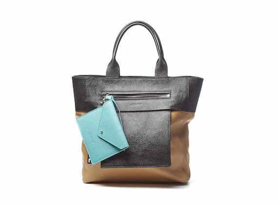 Berty<br />Tan shopping bag with removable pouch