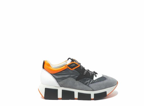 Grey/orange running shoes in leather and nylon
