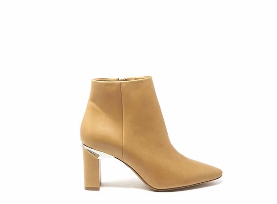 Tan ankle boots with block heels - Brown