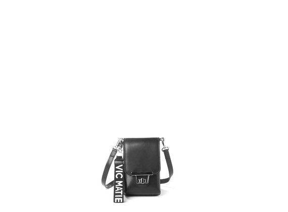 Fanny<br />Smooth black calfskin smartphone case - Black