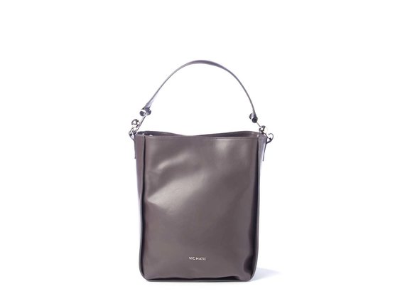Edith<br> bucket bag in grey leather with metal hooks. - Grey