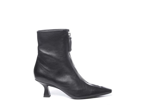 Black rock’n’roll ankle boots in soft calfskin with spool heels - Black