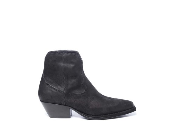 Black cowboy ankle boots in split leather