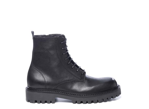 Men’s black calfskin combat boots
