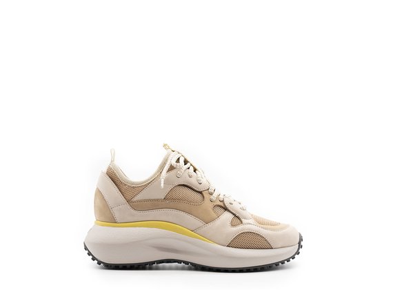 Sneakers M2M cipria con dettaglio giallo in nabuk e rete tecnica