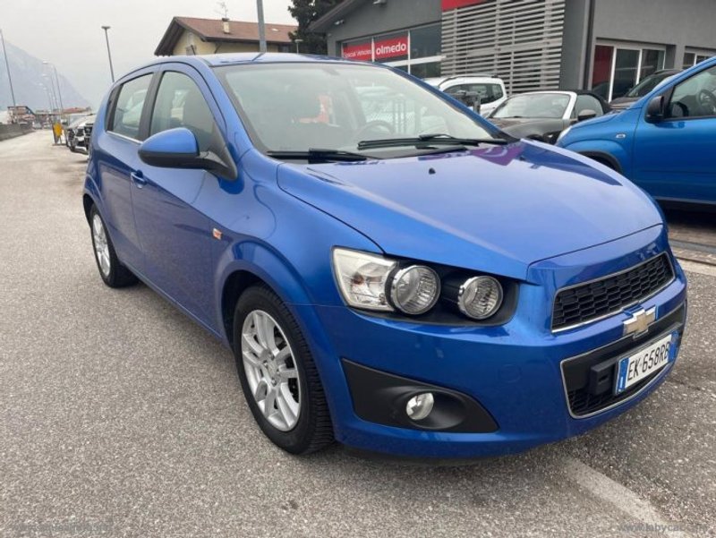 CHEVROLET Aveo