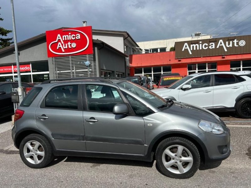 SUZUKI SX4