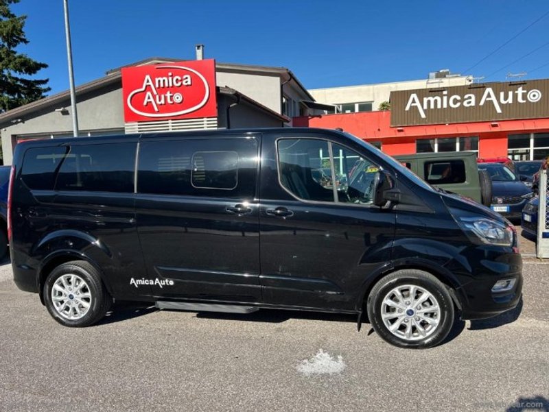 FORD Tourneo Custom