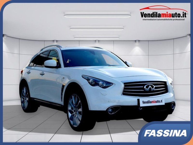 INFINITI QX70