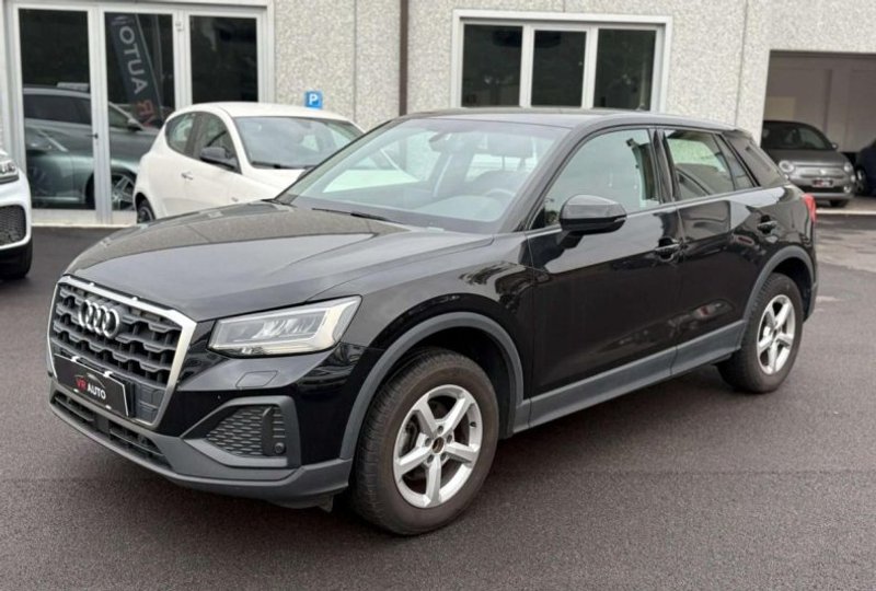 AUDI Q2