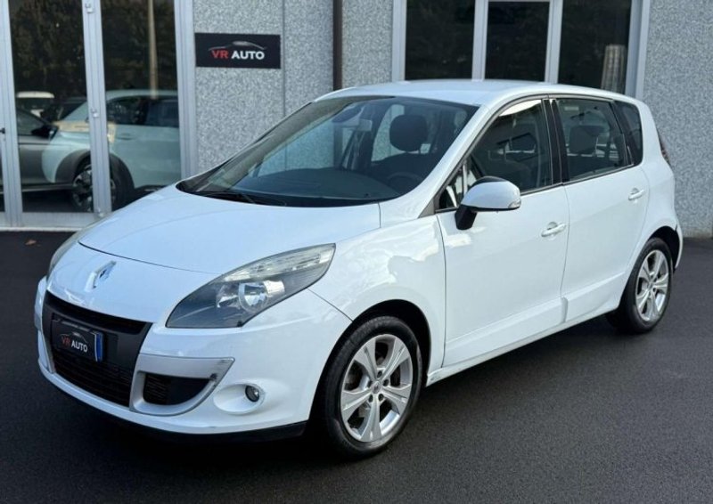 RENAULT Grand Scénic