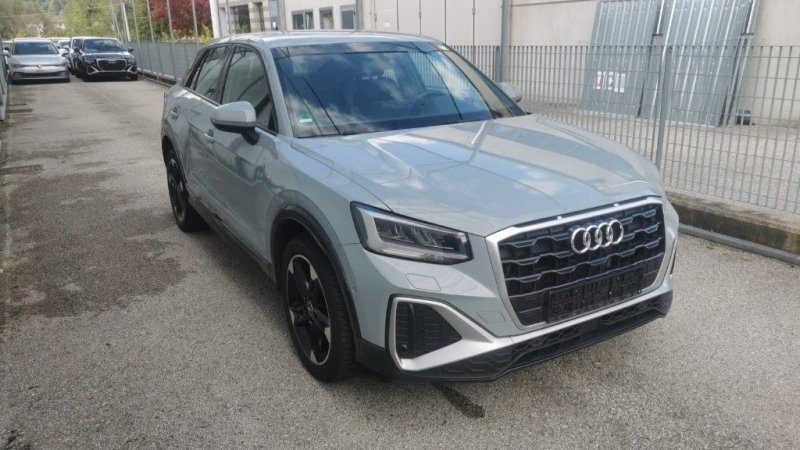 AUDI Q2