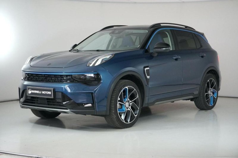 LYNK & CO 01