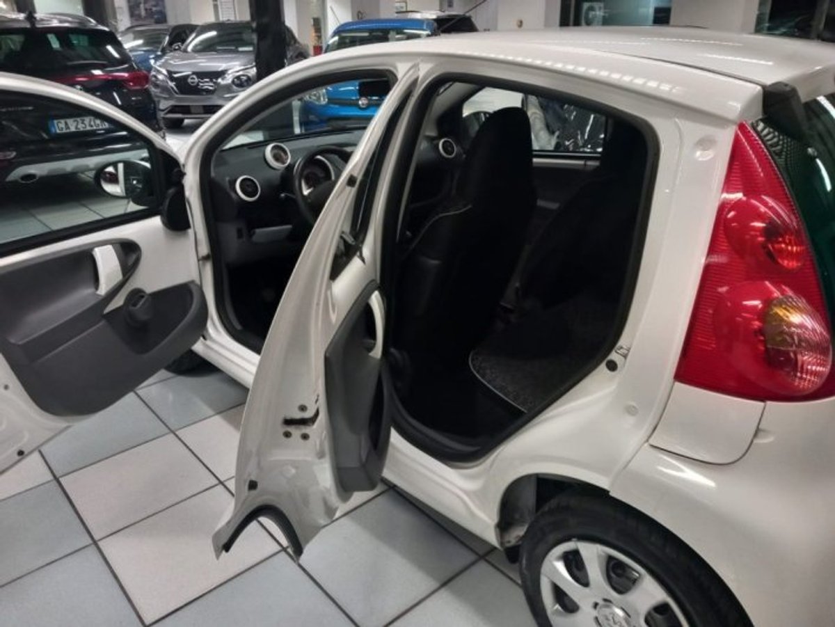 Younicar - 
