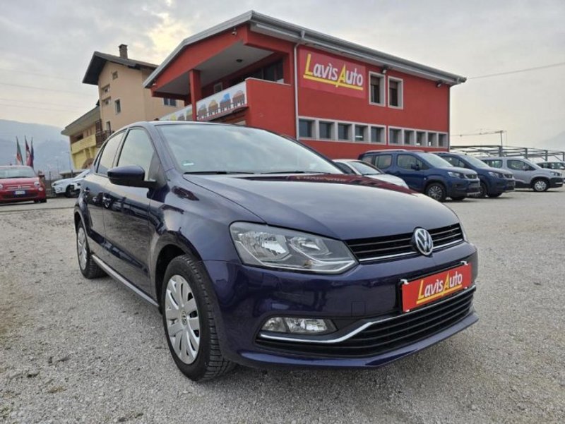 VOLKSWAGEN Polo