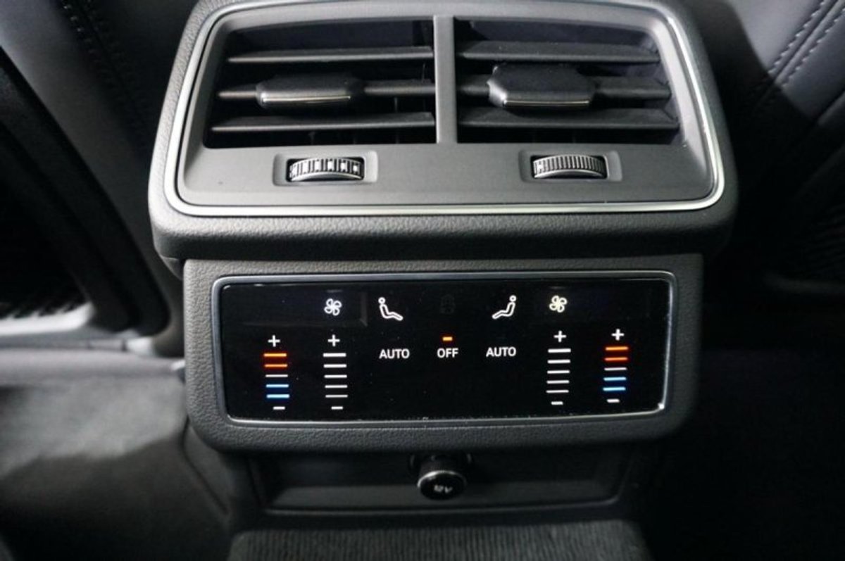 Younicar - 
