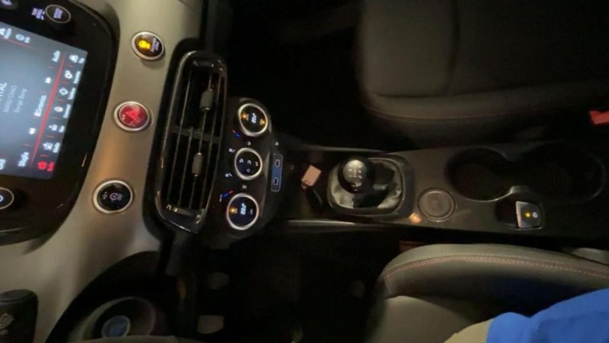 Younicar - 