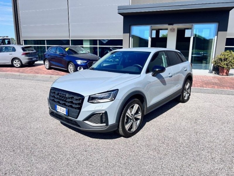 AUDI Q2