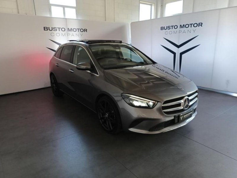 MERCEDES-BENZ B 180