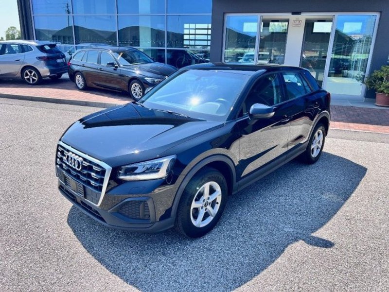 AUDI Q2