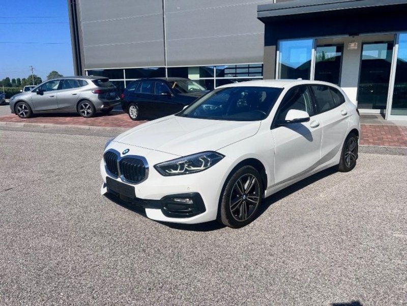 BMW 118