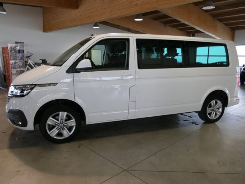 VOLKSWAGEN Caravelle