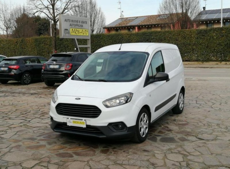 FORD Transit Courier