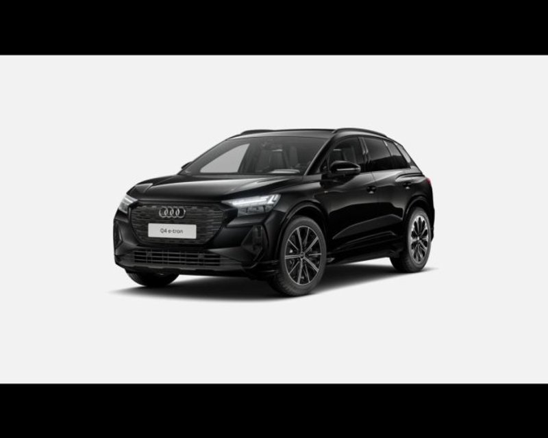 AUDI Q4