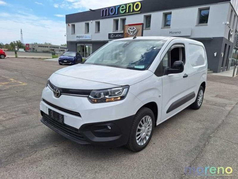 TOYOTA Proace City