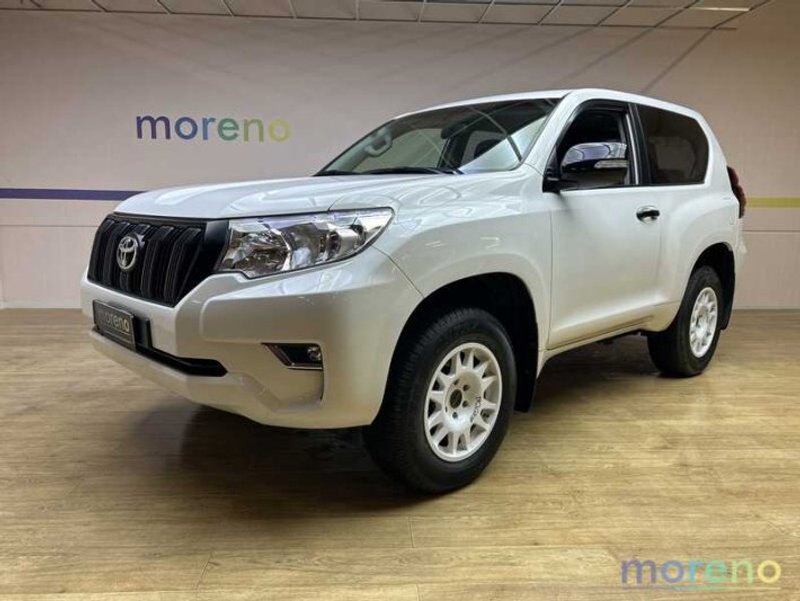 TOYOTA Land Cruiser 2015