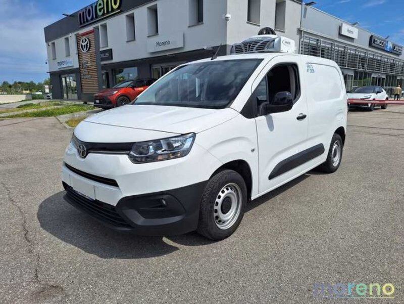 TOYOTA Proace City