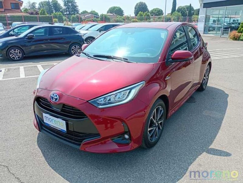 TOYOTA Yaris